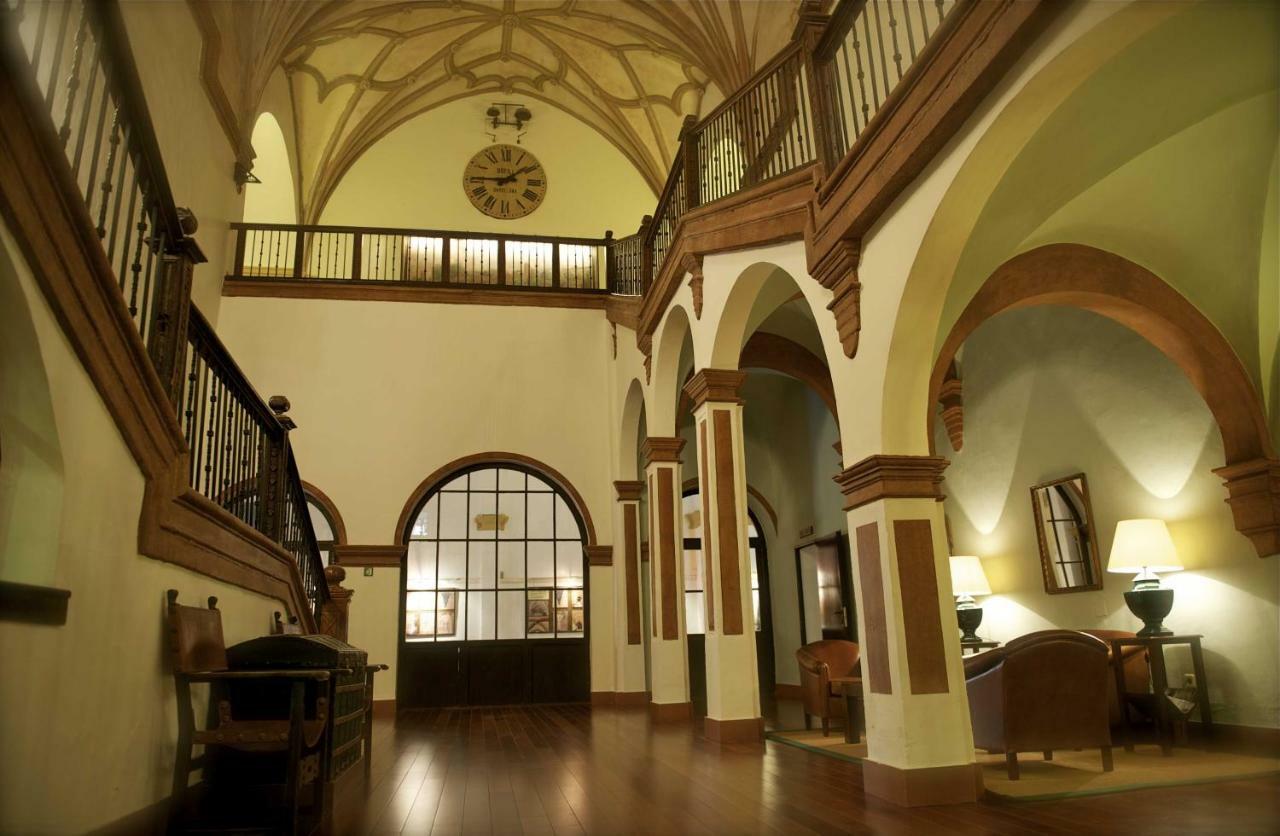 Hotel Monasterio De Piedra à Nuévalos Extérieur photo
