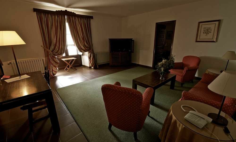 Hotel Monasterio De Piedra à Nuévalos Extérieur photo